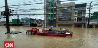 Πάνω από 1.000 νεκροί από τις πλημμύρες σε Ινδονησία και Σρι Λάνκα – Εκατοντάδες αγνοούμενοι