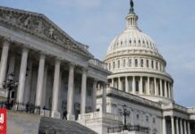 ΗΠΑ: Βουλευτές έδωσαν στη δημοσιότητα φωτογραφίες και βίντεο από το νησί του Τζέφρι Έπσταϊν