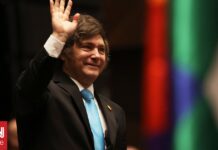 Ο πρόεδρος της Αργεντινής χαιρετίζει την «πίεση των ΗΠΑ» στη Βενεζουέλα