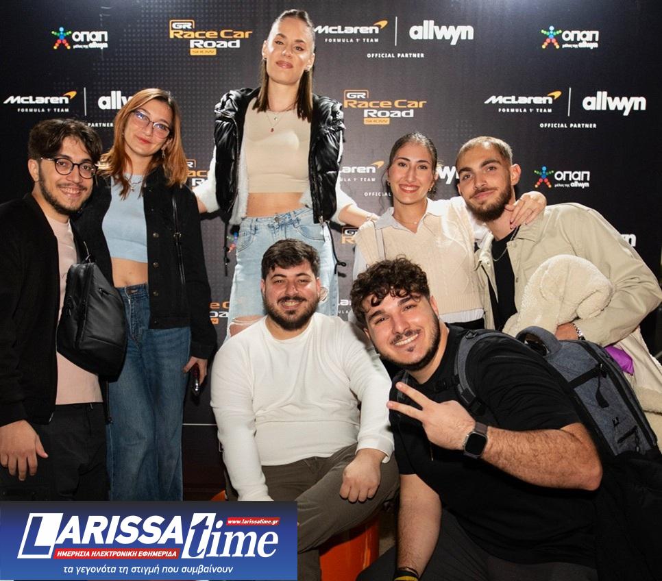 Αναμνηστικές φωτογραφίες στο μοναδικό για τα ελληνικά δεδομένα Roadshow