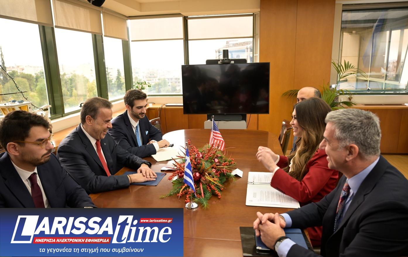 Συνάντηση Παπασταύρου – Γκίλφοϊλ: Στην ατζέντα ενέργεια, LNG και Κάθετος Διάδρομος-1