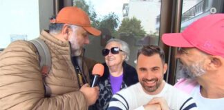 Ο Γρηγόρης Αρναούτογλου συνάντησε στις Σέρρες τη μητέρα του Γιώργου Καπουτζίδη