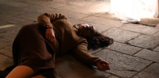 Η Σοφία σπρώχνει την Αναστασία στο κενό