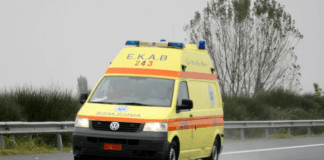 Λεωφορείο με 25 εργαζόμενους εξετράπη της πορείας του