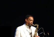 Chico Freeman Exotica Quartet: Ο «ηφαιστειώδης» ήχος ενός αληθινού jazz master στο Half Note