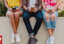 Αυστραλία: Τέλος από σήμερα η χρήση Instagram, TikTok και YouTube για ανήλικους κάτω των 16 ετών