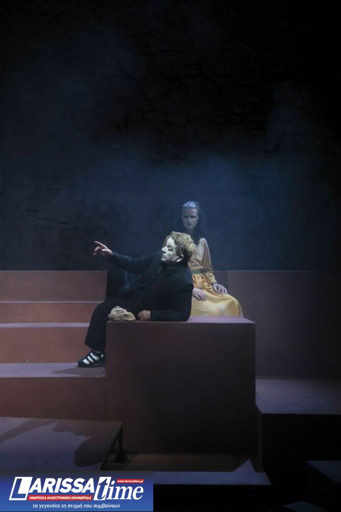 Παρατείνονται οι παραστάσεις για το «Συμπόσιο» στο Θέατρο Σφενδόνη έως τις 11 Ιανουαρίου