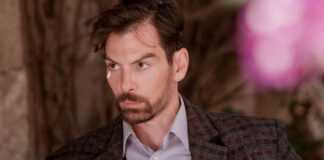 Ο Πέτρος φεύγει κρυφά για να πάει να βρει την Αλίκη την ώρα που ο Διονύσης οργανώνει τη δολοφονία της