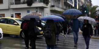 Φεύγει από την Αττική η κακοκαιρία «Byron», αλλά όχι από τη χώρα – Σε ποιες περιοχές θα «χτυπήσει» τις επόμενες ώρες