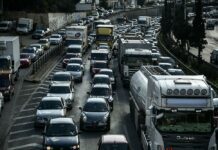 Live η κίνηση: Στο «κόκκινο» Αττική Οδός και Κηφισός