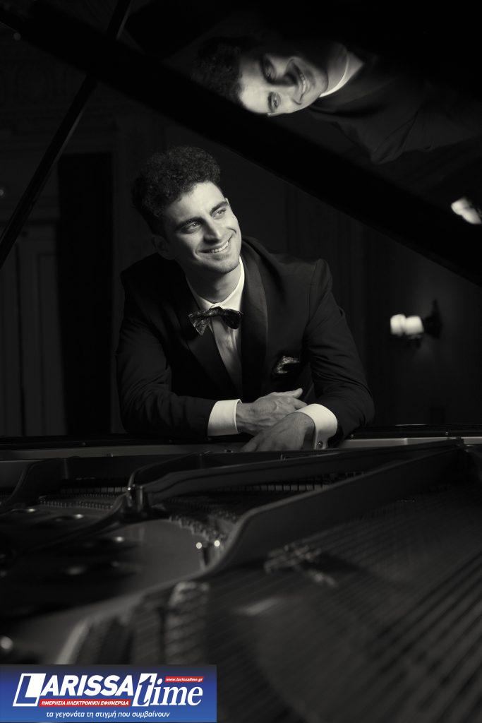 Αλέξανδρος Κυριακόπουλος: Ο νεαρός Έλληνας πιανίστας που χτίζει τη νίκη αθόρυβα στην άλλη άκρη του Ατλαντικού
