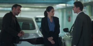 Η Κατερίνη ζητάει εξηγήσεις από τον Οδυσσέα για τη φωτογραφία με την Αρετή