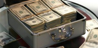 Έλον Μασκ:Ο πλουσιότερος άνθρωπος στον κόσμο με 749 δισεκατομμύρια δολάρια περιουσία