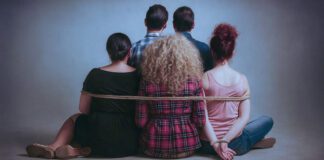 Η Θεοπούλα απαντάει αν «κόβεται το σεξ» και η Ντάλια χορεύει ξέφρενα στο πλατό