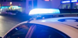 Έκλεψε το κινητό 74χρονου που επέβαινε σε συρμό του μετρό και… απαίτησε 100 ευρώ για να του το επιστρέψει