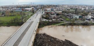 Παραμένει σε αυξημένη επιφυλακή ο δήμος για τη στάθμη των νερών στον Πηνειό