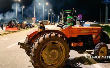 Ωρα αποφάσεων για τα μπλόκα μετά την πρόσκληση Μητσοτάκη