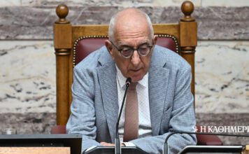 Κακλαμάνης: Εισήγηση για «κόφτη» και στις ζωντανές συνδέσεις των Εξεταστικών της Βουλής