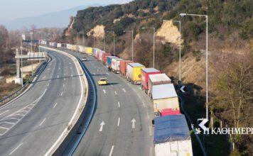 Κινητοποιήσεις αγροτών: Εμφραγμα σε τελωνεία και εθνικές οδούς