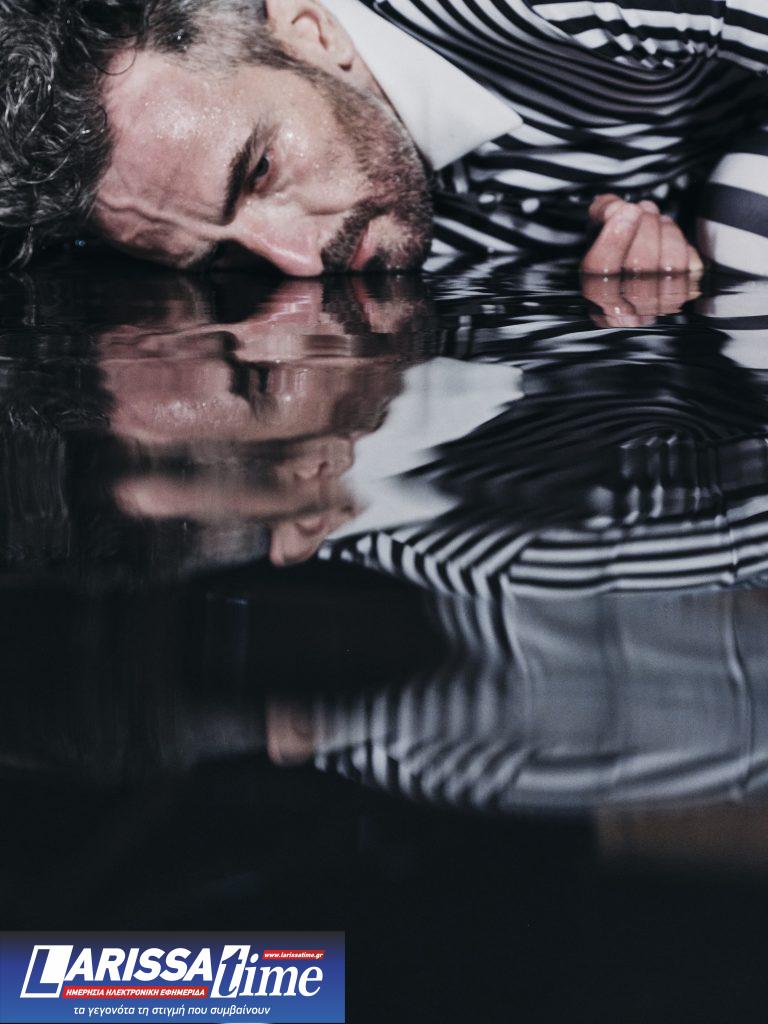 «Tο όνειρο ενός γελοίου»: Παράταση παραστάσεων για την sold out μυσταγωγία της Έφης Μπίρμπα και του Άρη Σερβετάλη