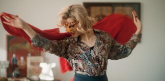 Sundance 2026: “The friend’s house is here”… αλλά χτυπήστε το διπλανό κουδούνι