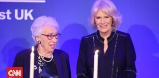 Απεβίωσε στα 96 η Εύα Σλος, επιζήσασα του Ολοκαυτώματος και ετεροθαλής αδελφή της Άννας Φρανκ