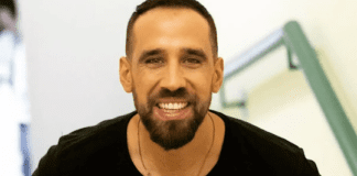 Βασίλης Πορφυράκης – Έγινε μπαμπάς: Η πρώτη εικόνα με το παιδί του