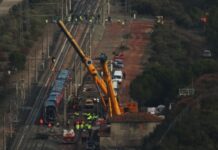 Ισπανία: Στους 45 οι νεκροί από τη σύγκρουση τρένων -Τα θύματα εντοπίστηκαν μέσα σε βαγόνι