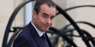 Γαλλία: Ο Λεκορνί περνά το σύνολο του προϋπολογισμού χωρίς ψηφοφορία στη Βουλή – «Λάστιχο» το Σύνταγμα