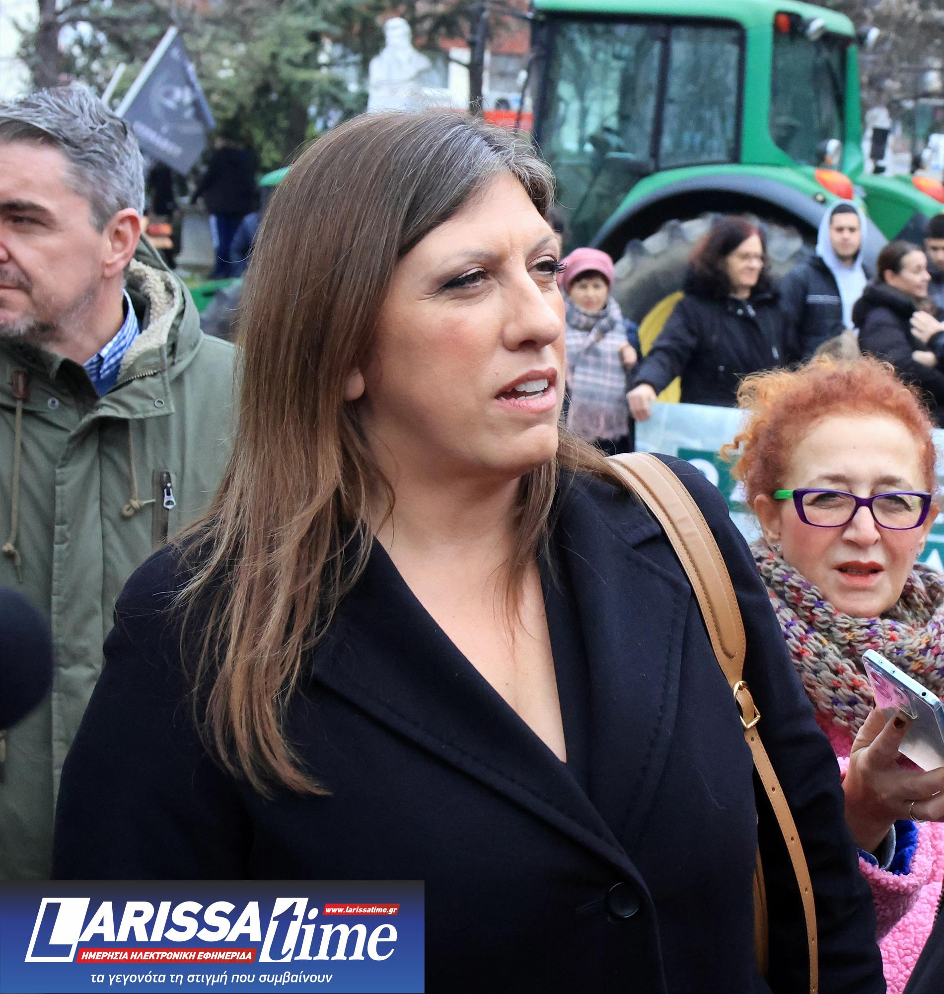 Εντός και Εκτός: Με ένα αλεξίπτωτο στο «ποτάμι» ξεχνιέμαι-1