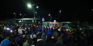 Αγρότες: Τελικό «όχι» στη συνάντηση με τον Πρωθυπουργό λέει η πλειοψηφία των μπλόκων