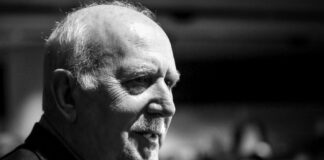 Η πρώτη ανάρτηση του γιου του, Φοίβου λίγες ώρες μετά τον θάνατό του