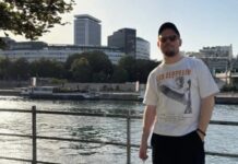 Παρίσι: Βουτιά θανάτου από ρώσο δημοσιογράφο που είχε βρει καταφύγιο στη Γαλλία – Τι εξετάζουν οι Αρχές