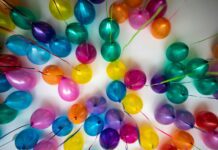 Ποιοι γιορτάζουν σήμερα 30 Ιανουαρίου