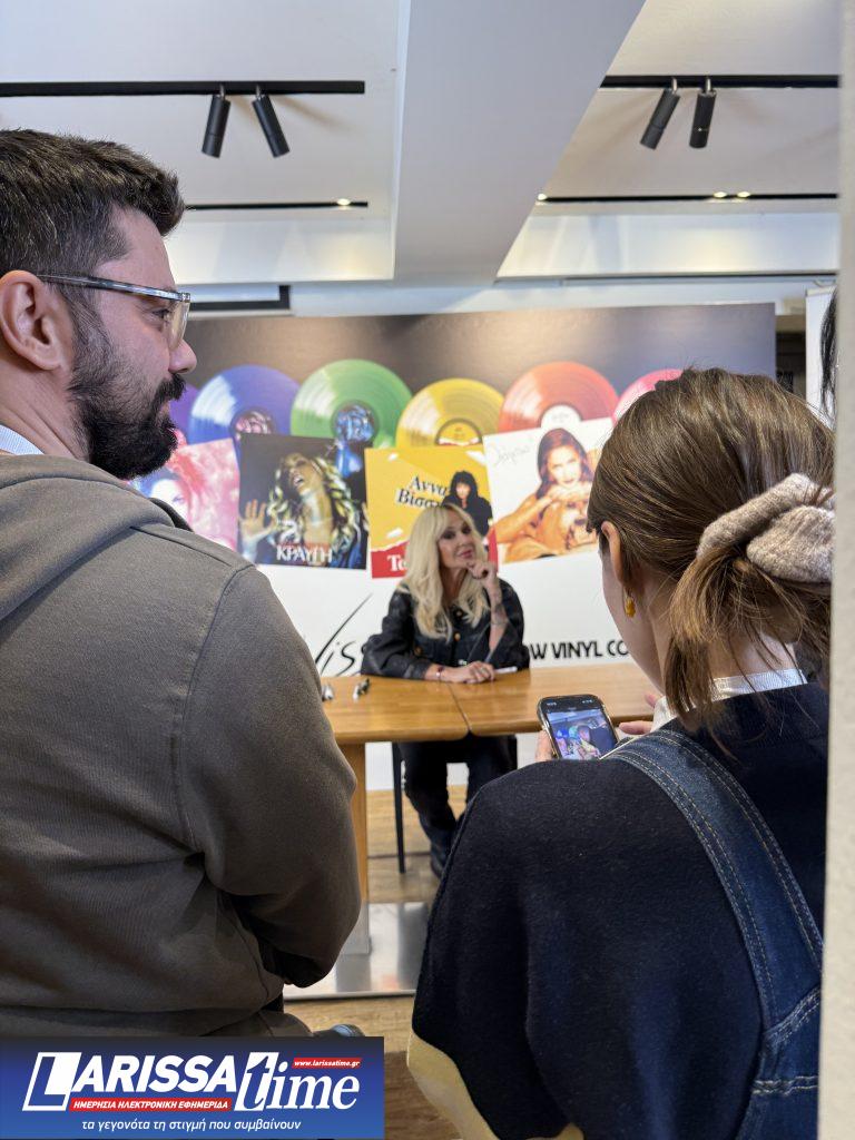 Άννα Βίσση: «Και ήθελα τόσα να σου πω» over the rainbow collection