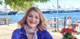 Αποστολία Βασιλείου: Η γυναίκα που εκπαιδεύει γονείς και παιδιά στα χρηματοοικονομικά