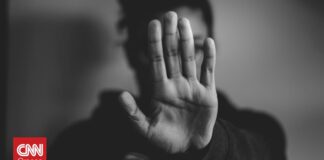 Ινδονησία: Μαστίγωσαν ζευγάρι με 140 χτυπήματα επειδή είχαν προγαμιαία σχέση