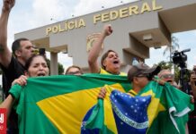 Βραζιλία: Κεραυνός έπεσε σε διαδήλωση υποστηρικτών του Μπολσονάρου – Τουλάχιστον 30 τραυματίες