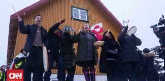 Ινουίτ για Γροιλανδία: Η αρκτική γη δεν ανήκει σε κανέναν – Η γη μάς ανήκει συλλογικά