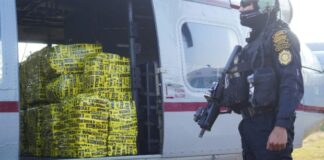 Γουατεμάλα: «Ιστορική» κατάσχεση 4,9 τόνων ναρκωτικών με την κοκαΐνη να είναι κρυμμένη σε αλεύρι