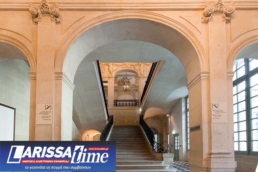 Ο Jacquemus κλείνει την Εβδομάδα Μόδας του Παρισιού με επίδειξη στο Μουσείο Πικάσο