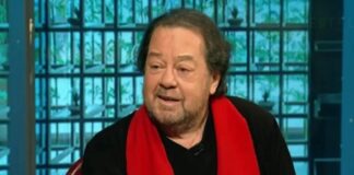 «Βóμβα» από Γιάννη Πάριο: «Tο σeξ το γνώρισα πρώτη φορά από μια…»