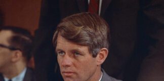 Νέα σειρά για την οικογένεια Κένεντι