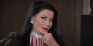 Δύσκολες ώρες για τη Ζωζώ Σαπουντζάκη