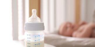 Γαλλία: Οι αρχές ερευνούν τη σύνδεση μεταξύ των θανάτων δύο βρεφών και του βρεφικού γάλακτος που είχε ανακληθεί