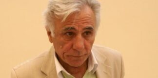 Πέθανε ο δημοσιογράφος Σπύρος Καρατζαφέρης