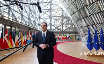 Θεωρείο: Στην αίθουσα Justus Lipsius