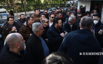 Στο Μαξίμου οι αγρότες για τη συνάντηση με τον πρωθυπουργό – Στους δρόμους τα τρακτέρ