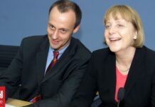 Οι Γερμανοί δεν μπορούν να ξεχάσουν τη Μέρκελ και ο Μερτς φαίνεται να συμβιβάζεται με αυτό