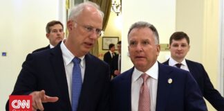 Ουκρανία: Αμερικανοί και Ρώσοι απεσταλμένοι χαιρετίζουν μια «εποικοδομητική» συνάντηση στη Φλόριντα